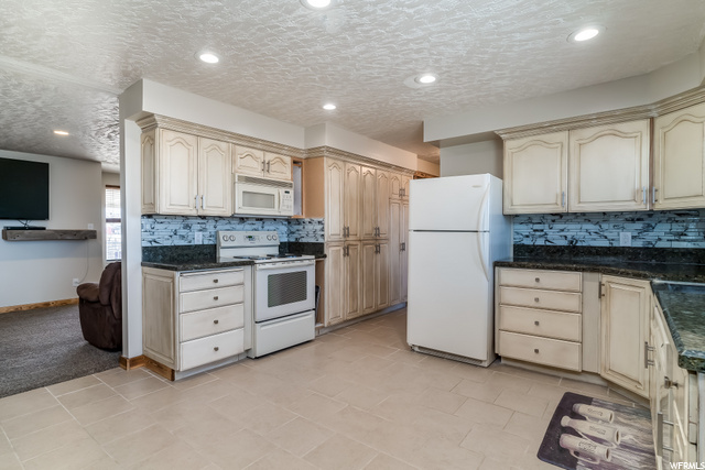 3930 S 5900 W, Hooper, UT 84315 — photo 8