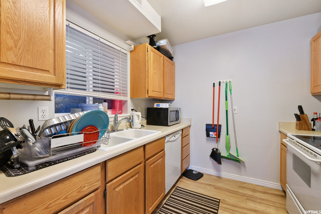 325 E Mill St #9, Bountiful, UT 84010 — photo 8