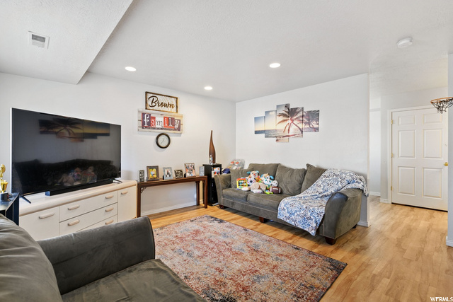 325 E Mill St #9, Bountiful, UT 84010 — photo 4