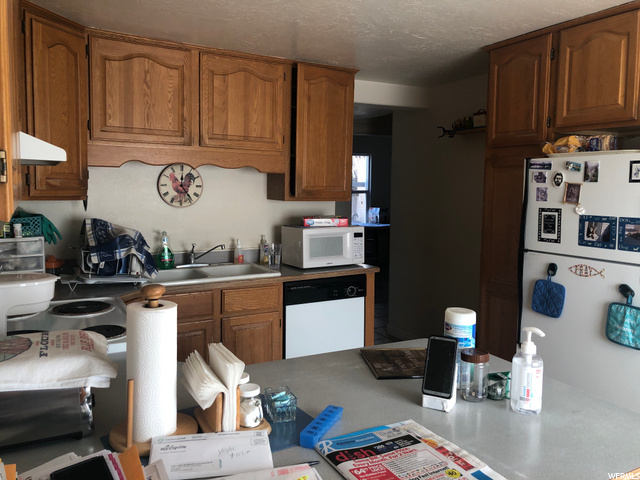221 E 800 S, Springville, UT 84663 — photo 10