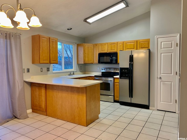 2432 W 1850 N, Clinton, UT 84015 — photo 9