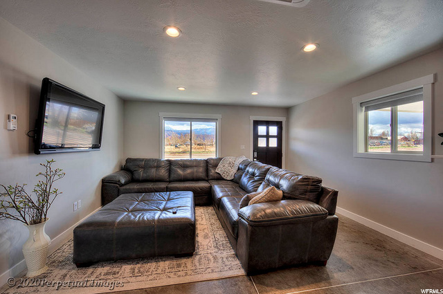 Photo 31 for MLS #1720695 at 72 Tangren Dr #LOT1D