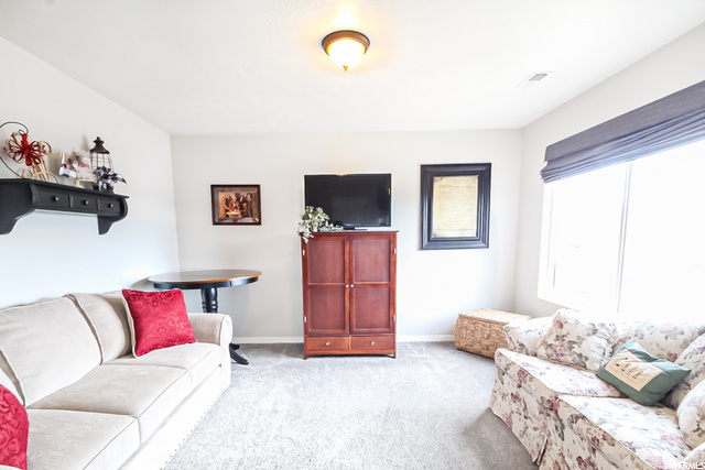 609 E 1800 S, Clearfield, UT 84015 — photo 11