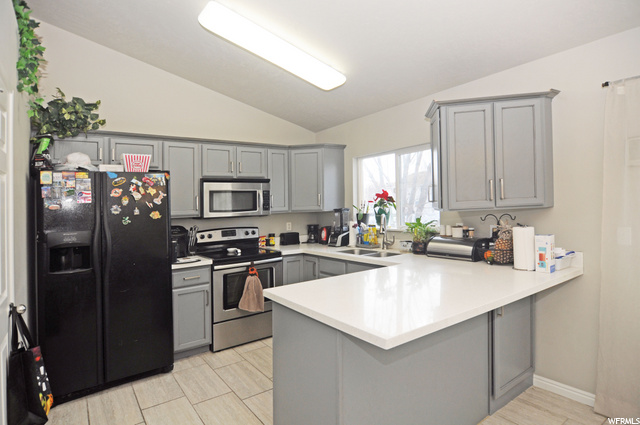 1177 W 1075 N, Clinton, UT 84015 — photo 9