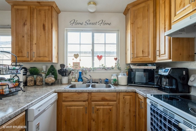 8331 S 700 E, Sandy, UT 84070 — photo 8