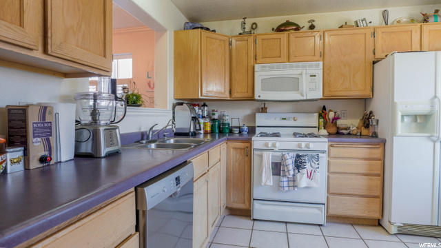 894 E Hamlet Cir N, Midway, UT 84049 — photo 8