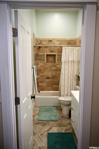 5917 S 3100 W, Roy, UT 84067 — photo 11