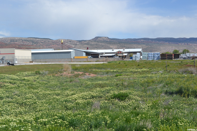 39 E 1300 S #2, Richfield, UT 84701 — photo 3