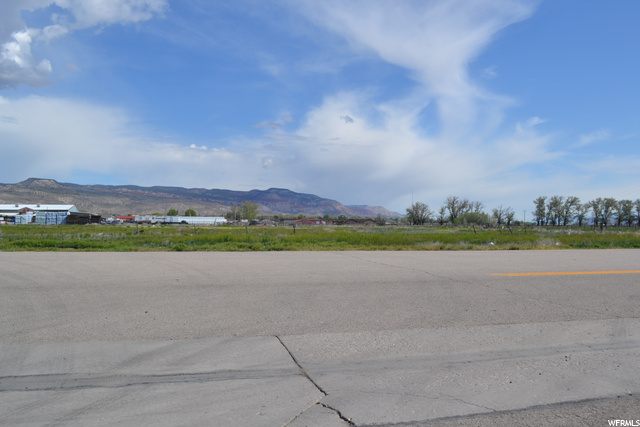 39 E 1300 S #2, Richfield, UT 84701 — photo 9