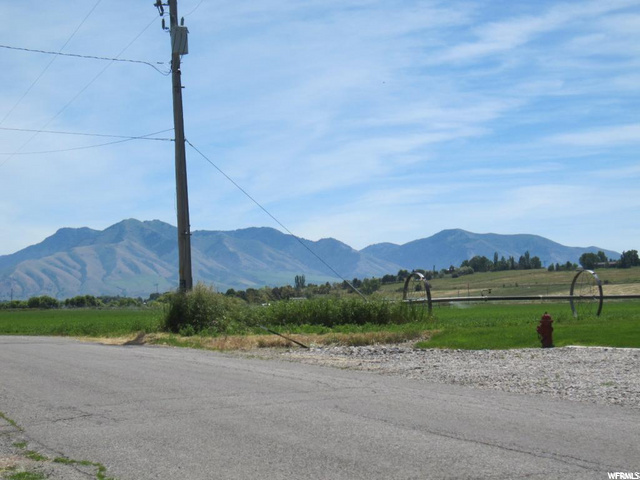 563 E 200 S, Wellsville, UT 84339 — photo 11