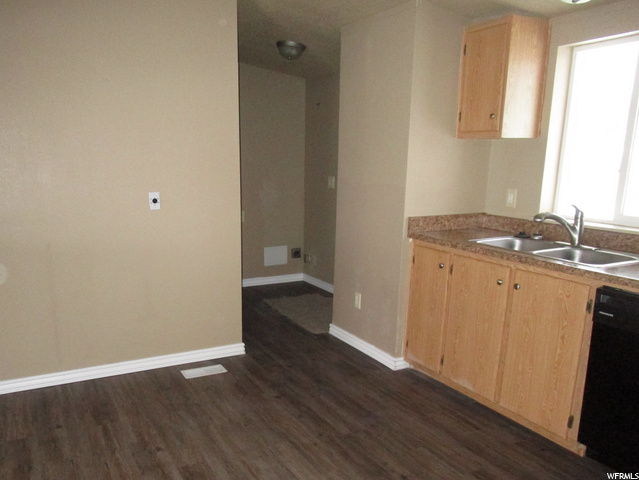 1447 E 5925 S, Vernal, UT 84078 — photo 7
