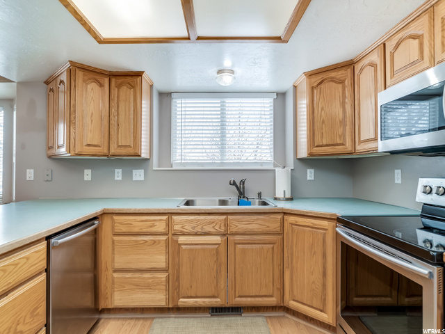 4405 S 2750 W, Roy, UT 84067 — photo 7