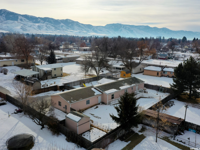 335 N 100 W, Smithfield, UT 84335 — photo 4