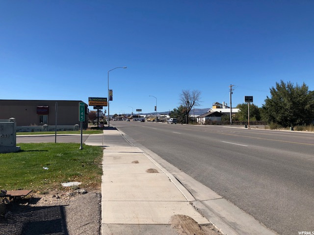 740 E Main St, Vernal, UT 84078 — photo 2