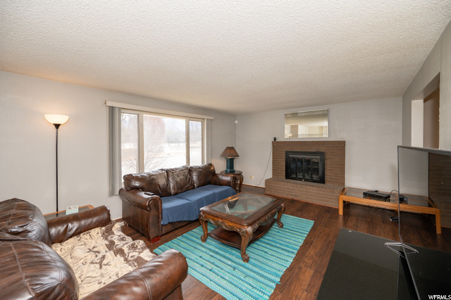7966 S 1000 E, Sandy, UT 84094 — photo 2