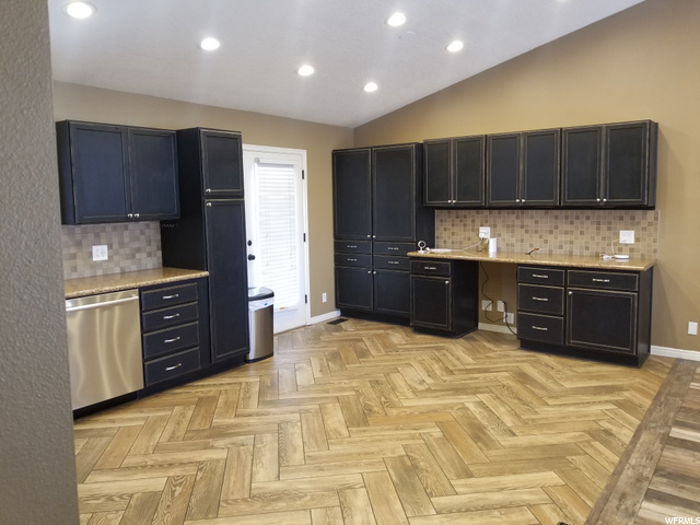 3945 S 2625 W, Roy, UT 84067 — photo 7
