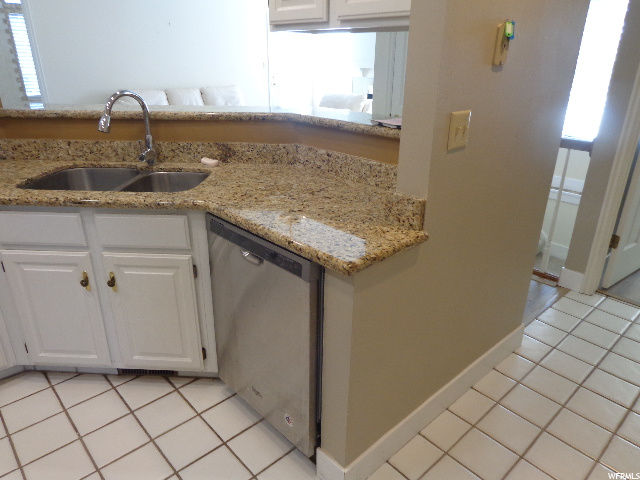 820 N 250 W, Bountiful, UT 84010 — photo 12