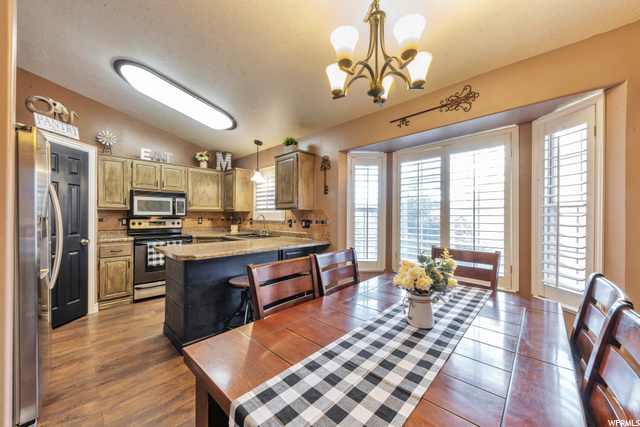 2863 N 875 E, North Ogden, UT 84414 — photo 2