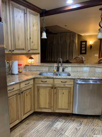 255 S 600 E, Centerville, UT 84014 — photo 5