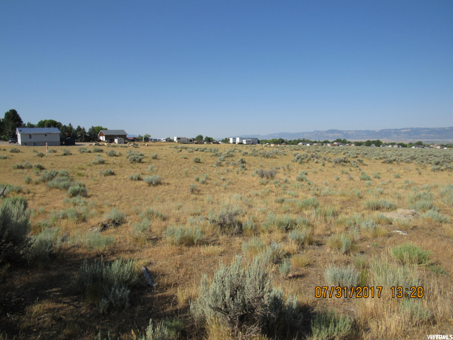 651 N 900 E, Mt Pleasant, UT 84647 — photo 8