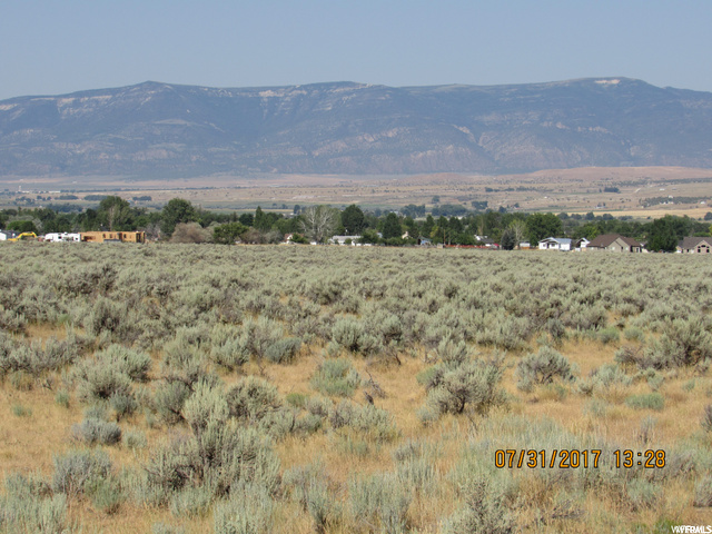 285 N 675 E, Mt Pleasant, UT 84647 — photo 9