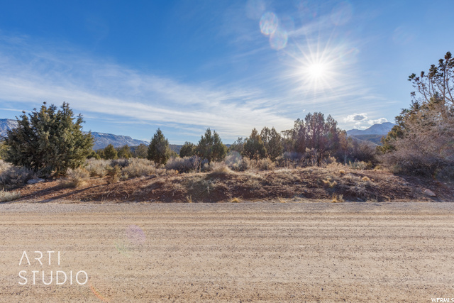 3086 E 2850 S, New Harmony, UT 84757 — photo 5