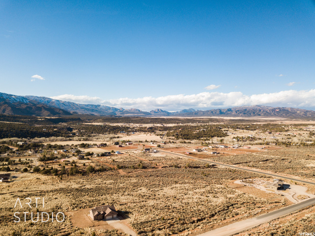 3086 E 2850 S, New Harmony, UT 84757 — photo 11