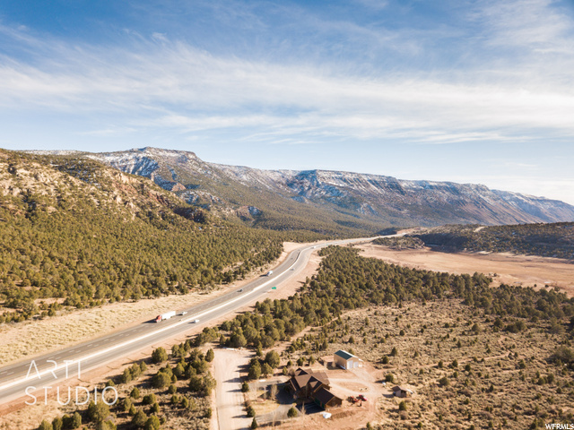 3086 E 2850 S, New Harmony, UT 84757 — photo 8