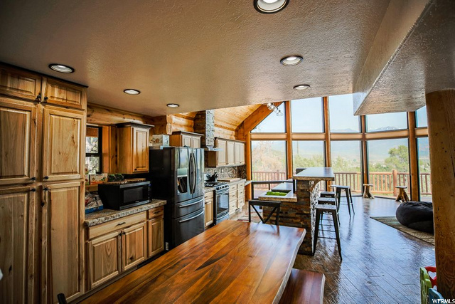 276 W Carson Cir, Central, UT 84722 — photo 8