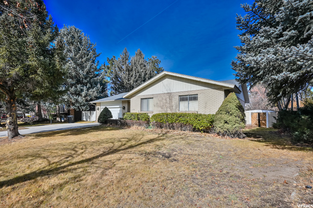 2447 E Robidoux Rd, Sandy, UT 84093 — photo 2