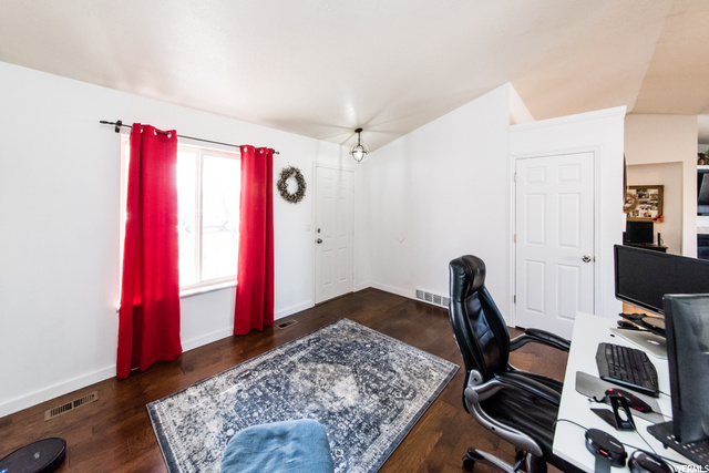 489 E 200 S, Hyrum, UT 84319 — photo 8