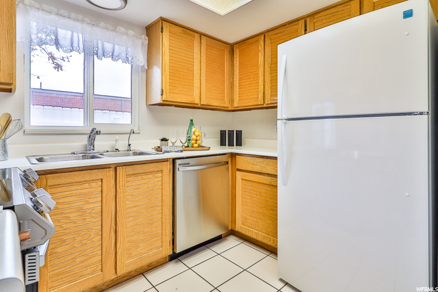 782 E Gables St, Midvale, UT 84047 — photo 9