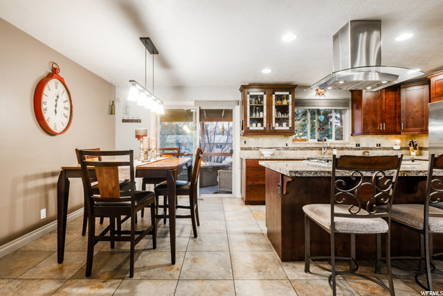 1381 E Ridgemark Dr, Sandy, UT 84092 — photo 12