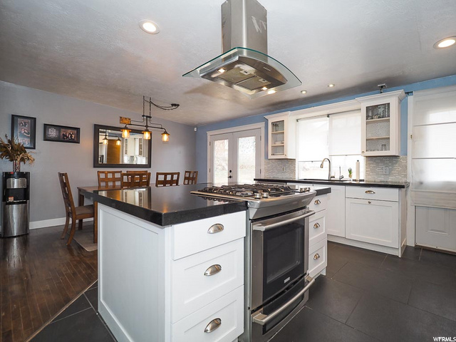 330 E 1650 S, Bountiful, UT 84010 — photo 9