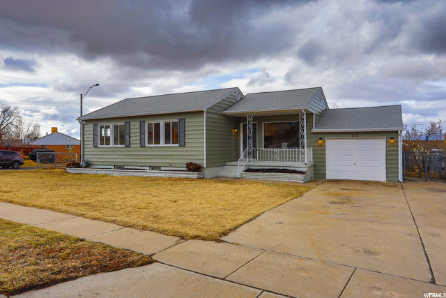 310 E 4400 S, Washington Terrace, UT 84405 — photo 2