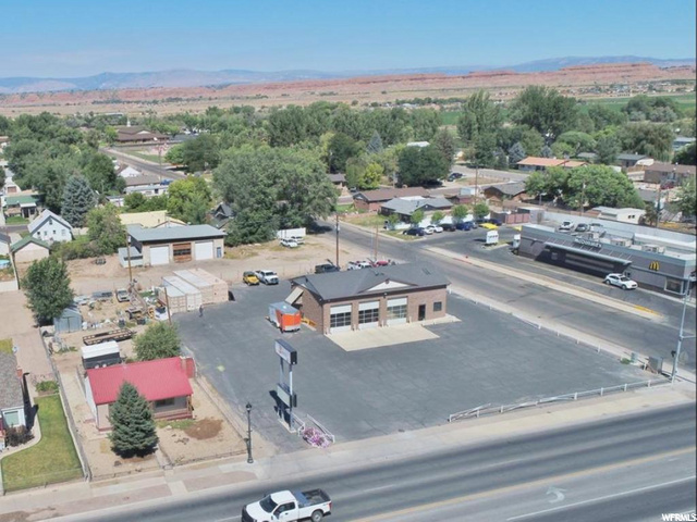 581 E 200 N, Roosevelt, UT 84066 — photo 2
