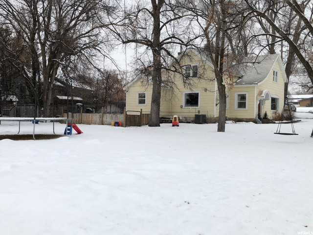 9 W Center St, Hyde Park, UT 84318 — photo 2