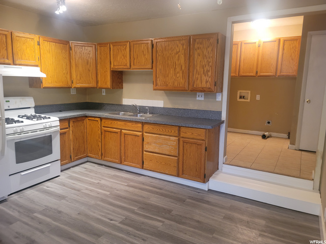 625 E Kershaw St, Ogden, UT 84403 — photo 2
