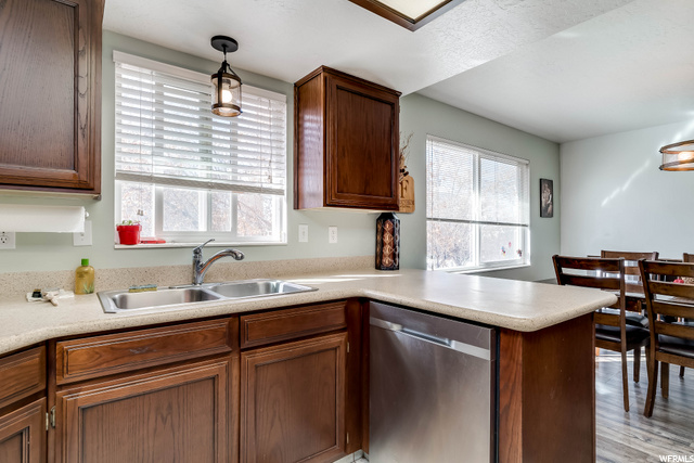 5735 S 4025 W, Roy, UT 84067 — photo 9