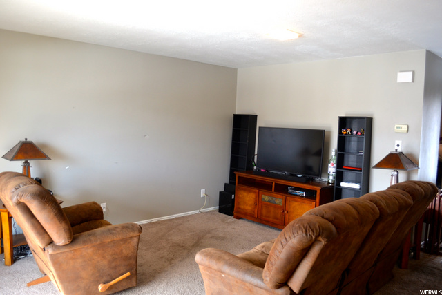 488 E 200 S #B, Clearfield, UT 84015 — photo 8