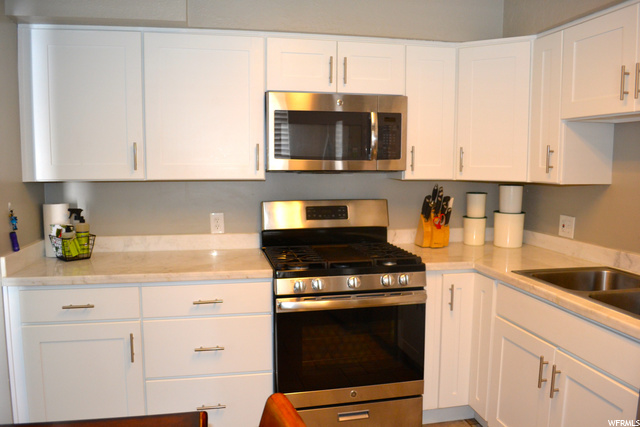 488 E 200 S #B, Clearfield, UT 84015 — photo 6