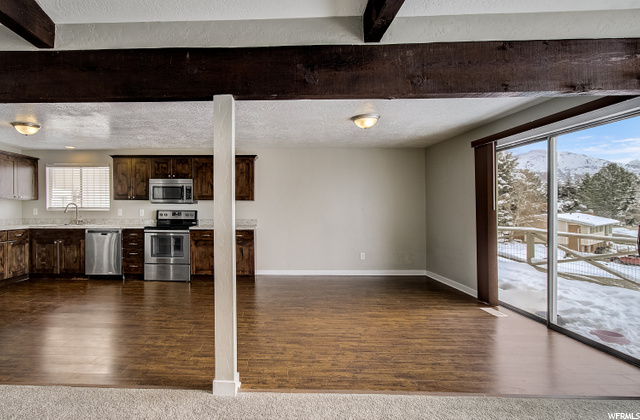 633 E 3225 N, North Ogden, UT 84414 — photo 12