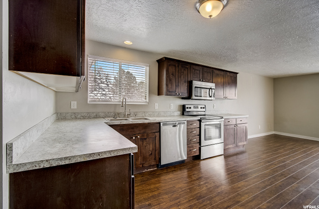 633 E 3225 N, North Ogden, UT 84414 — photo 11