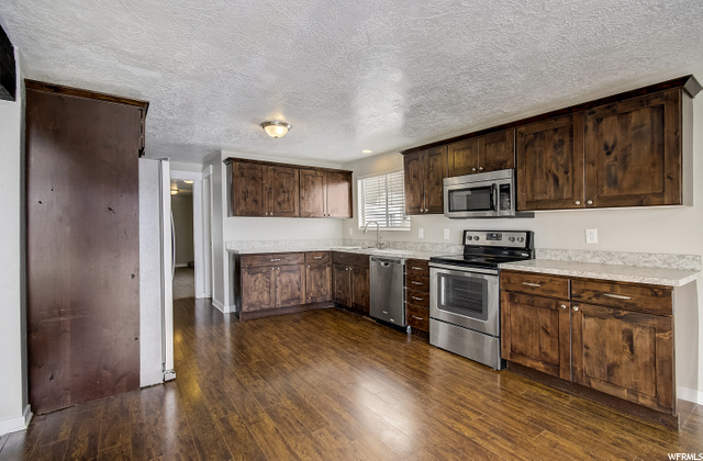 633 E 3225 N, North Ogden, UT 84414 — photo 10