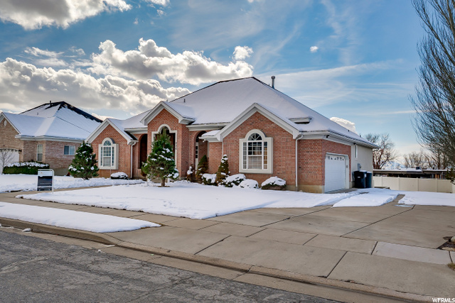 846 Eagle Way, Fruit Heights, UT 84037 — photo 2