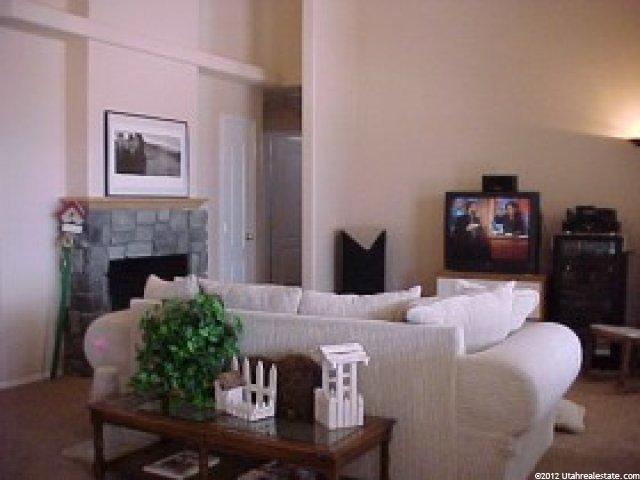 2402 E 2070 S, St. George, UT 84790 — photo 2