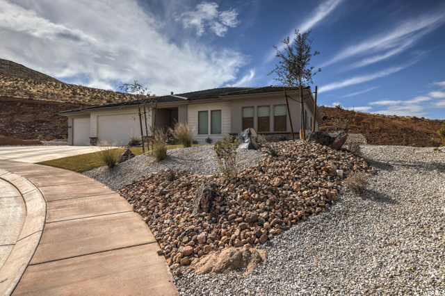 6294 S DESERT COVE CIR, St George UT 84790