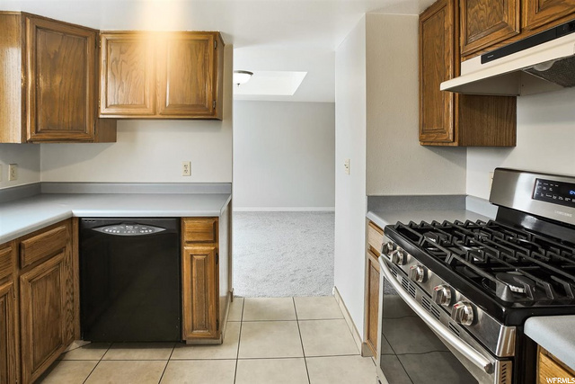 1487 E Bob Ln, Sandy, UT 84092 — photo 10