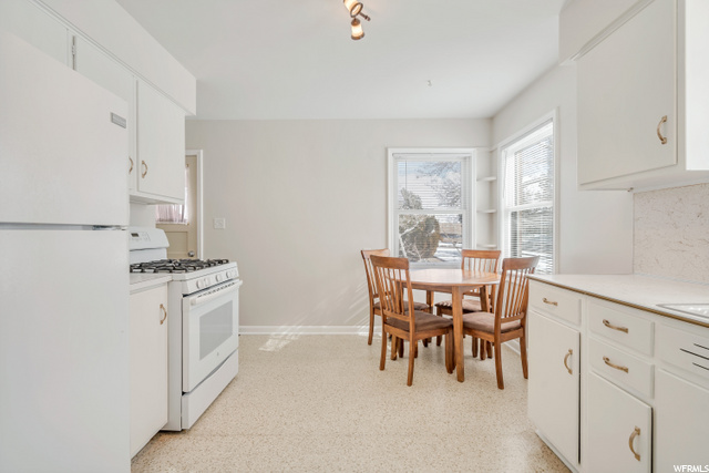 913 E Hill Top Dr, Clearfield, UT 84015 — photo 7