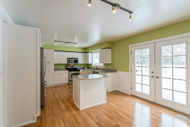 10131 S 2020 E, Sandy, UT 84092 — photo 8
